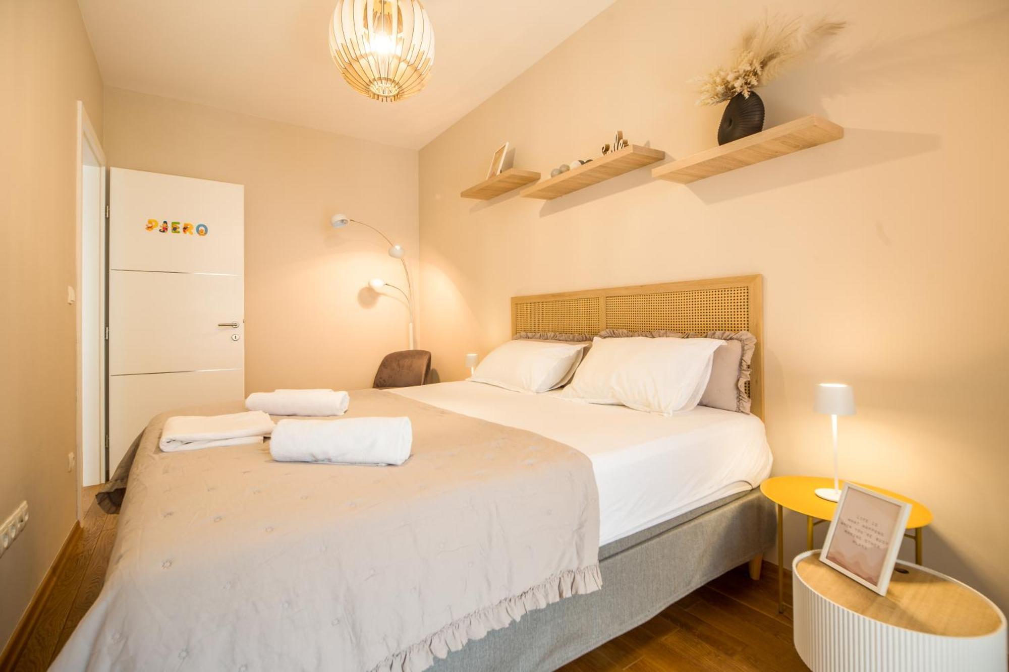 Apartment Pjero Makarska Buitenkant foto